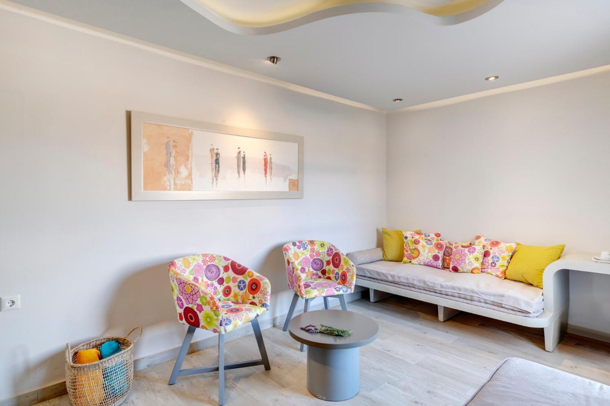 Kouros Art (adults Only) 4* Stelida (Naxos)